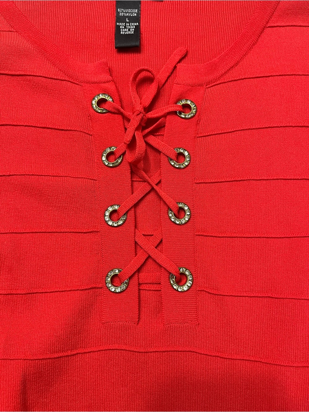 Cable & Gauge Red Lace-Up Front Ribbed Long Sleeve Top Size Large - Picture 5 of 15